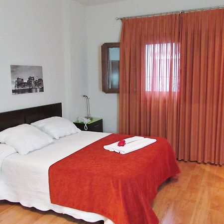 Apartamentos Turisticos Las Nieves Granada Pokoj fotografie