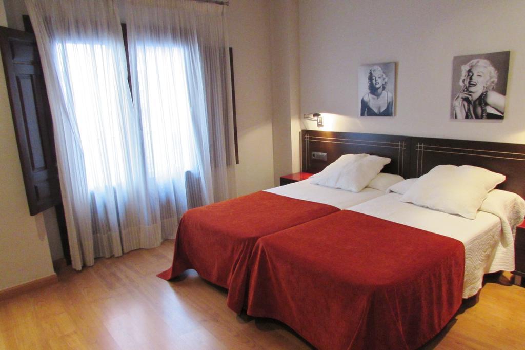 Apartamentos Turisticos Las Nieves Granada Exteriér fotografie