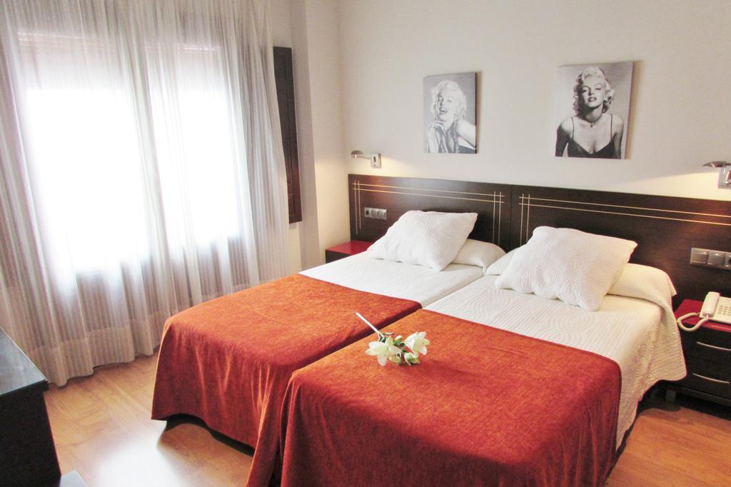 Apartamentos Turisticos Las Nieves Granada Exteriér fotografie